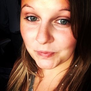 Meet your Posher, Jan